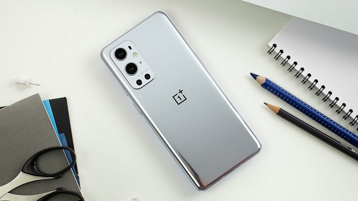 OnePlus 9 Pro بهترین گوشی برای پابجی از سایر برندها - بهترین گوشی برای پابجی | گوشی های میان رده یا پرچم دار؟